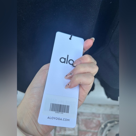❌SOLD❌Alo Accolade Crew Neck Pullover in Black New with Tags! - Picture 7 of 9
